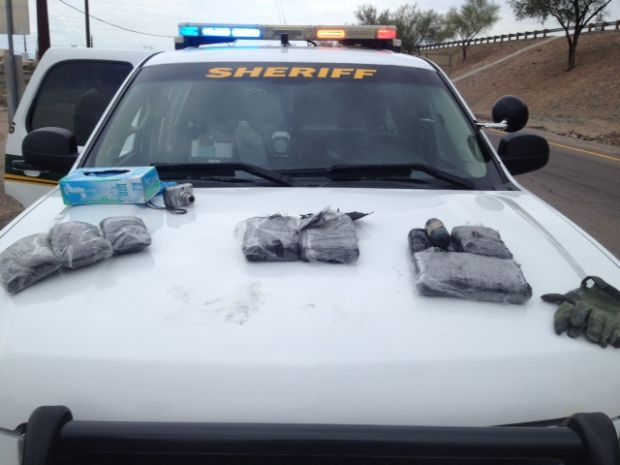 Suspected drug-smuggler has young son in SUV